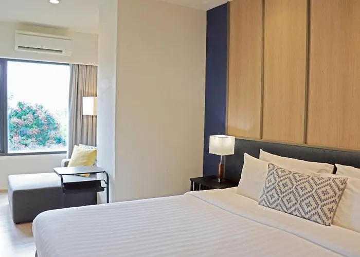 Residence On Thonglor By UhgAparthotel